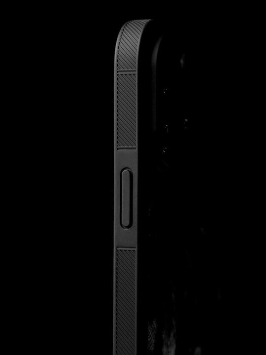 DUSK Hybrid Case for iPhone X / XS In Use