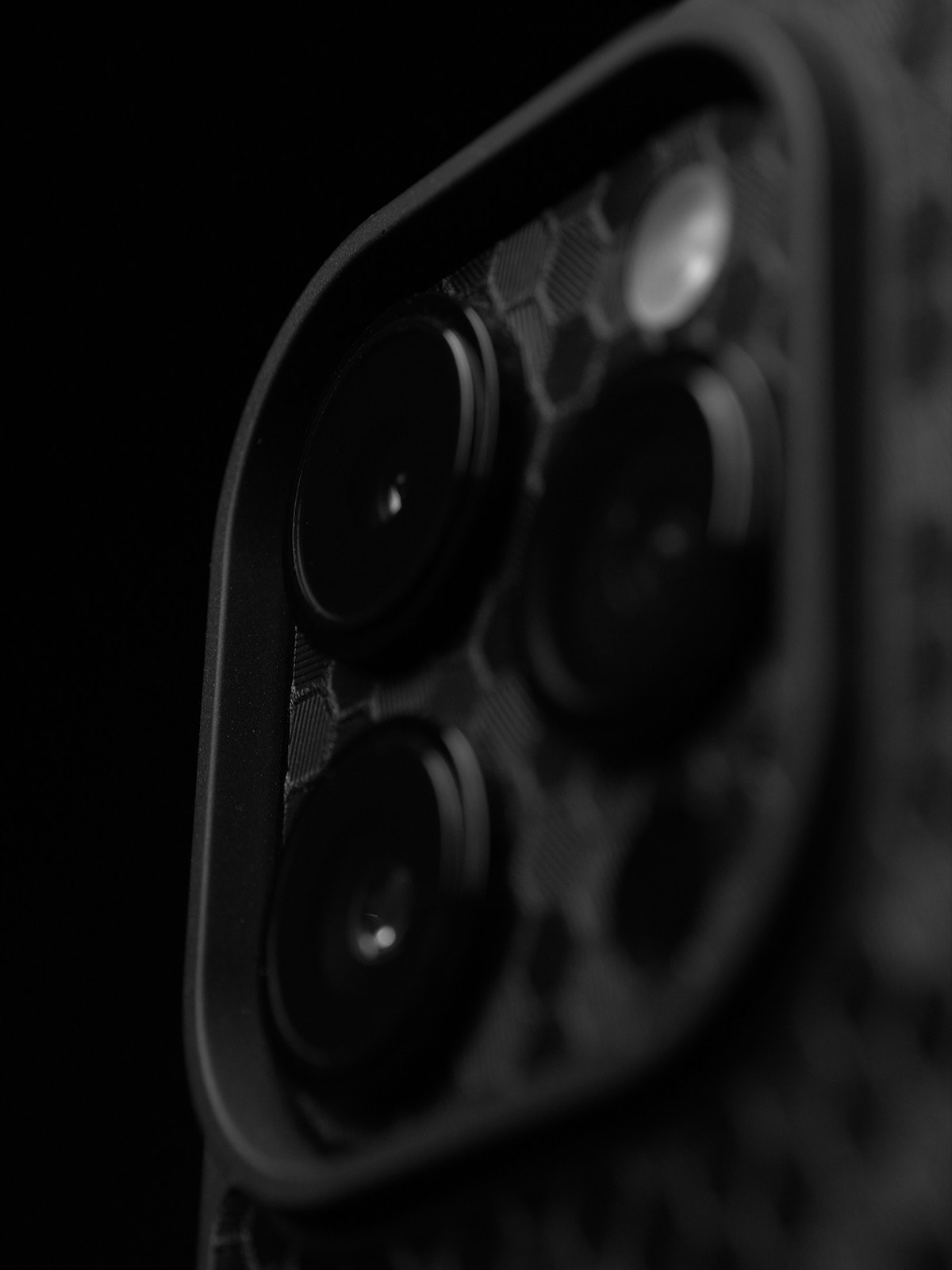 Dusk Hybrid Case for iPhone 13 Mini gallery preview 3