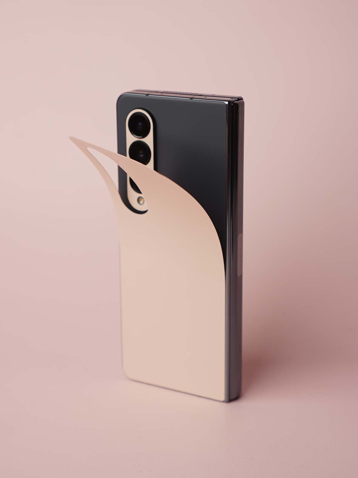 Galaxy Z Fold 4 Skins gallery preview 2