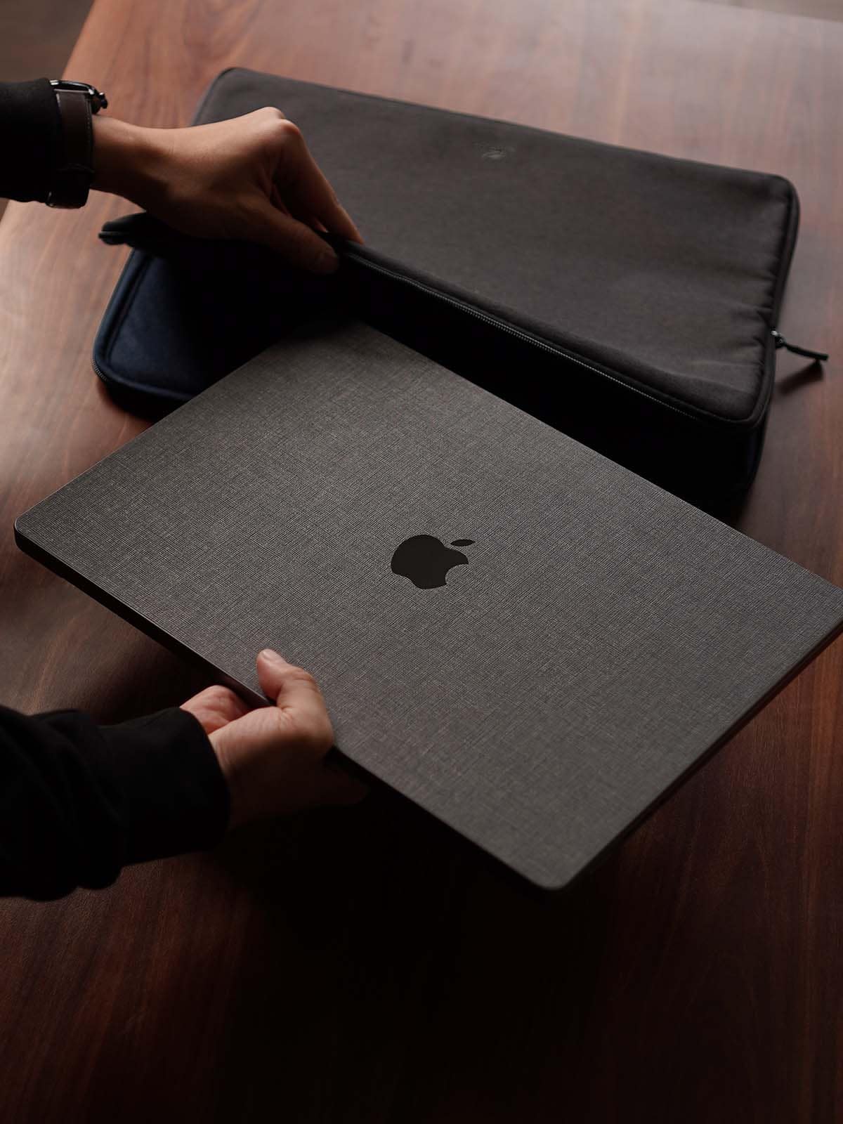 Macbook Pro 13" (M1) Skins gallery preview 3