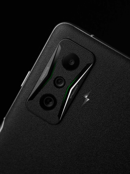 Poco F4 GT In Use
