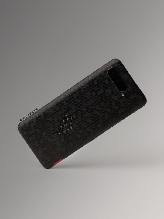 ROG Phone 5 / 5s In Use