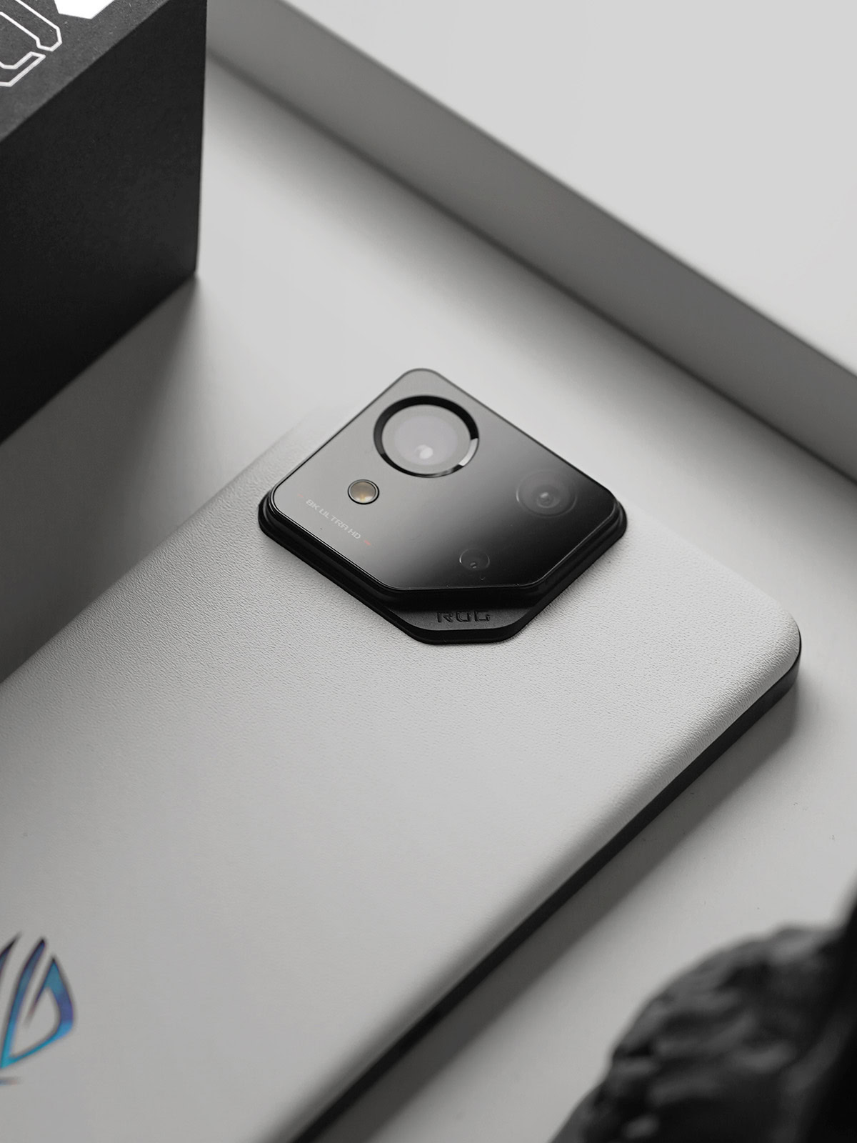 ROG Phone 8 Skins gallery preview 2