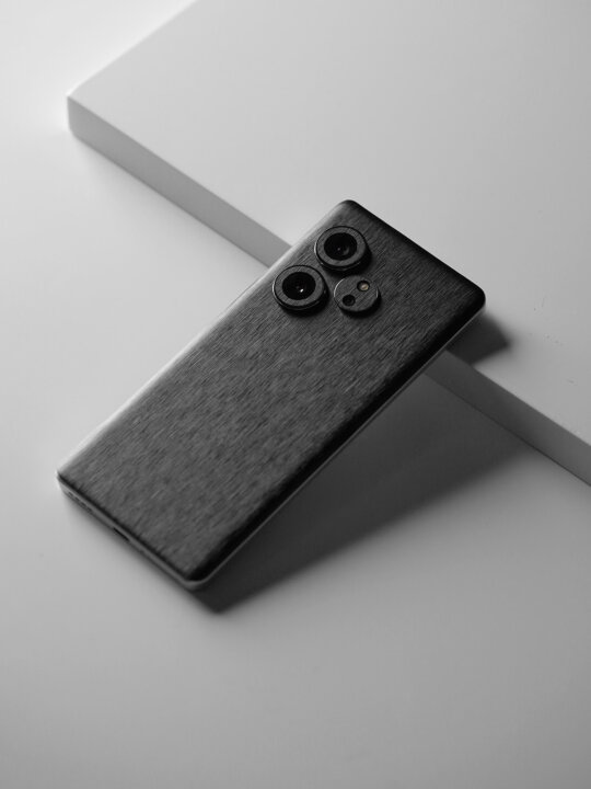 Realme GT 6 In Use