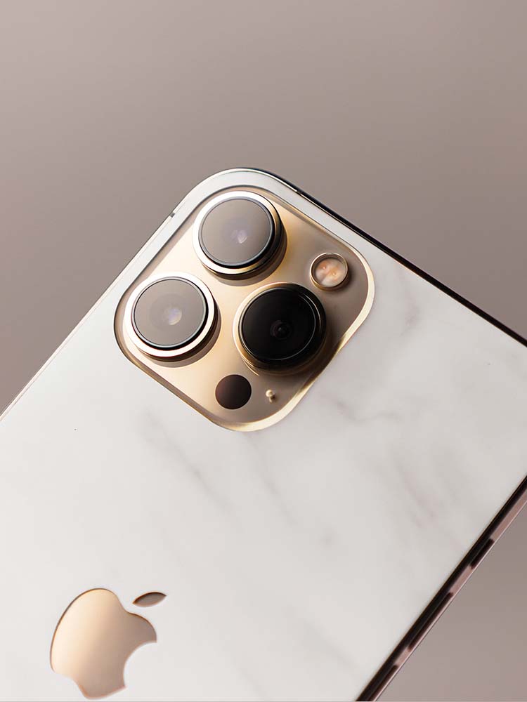 iPhone 13 Pro Max Skins gallery preview 4