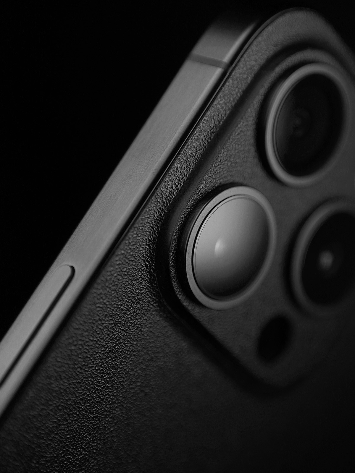 iPhone 15 Pro Skins gallery preview 1