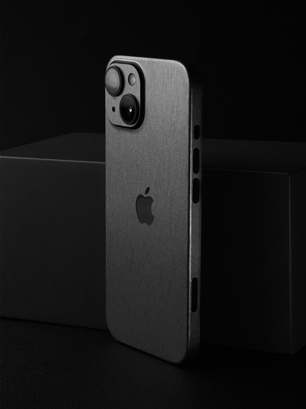 iPhone 15 Plus Skins gallery preview 3