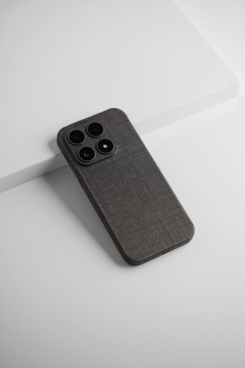 Xiaomi 17T Pro In Use