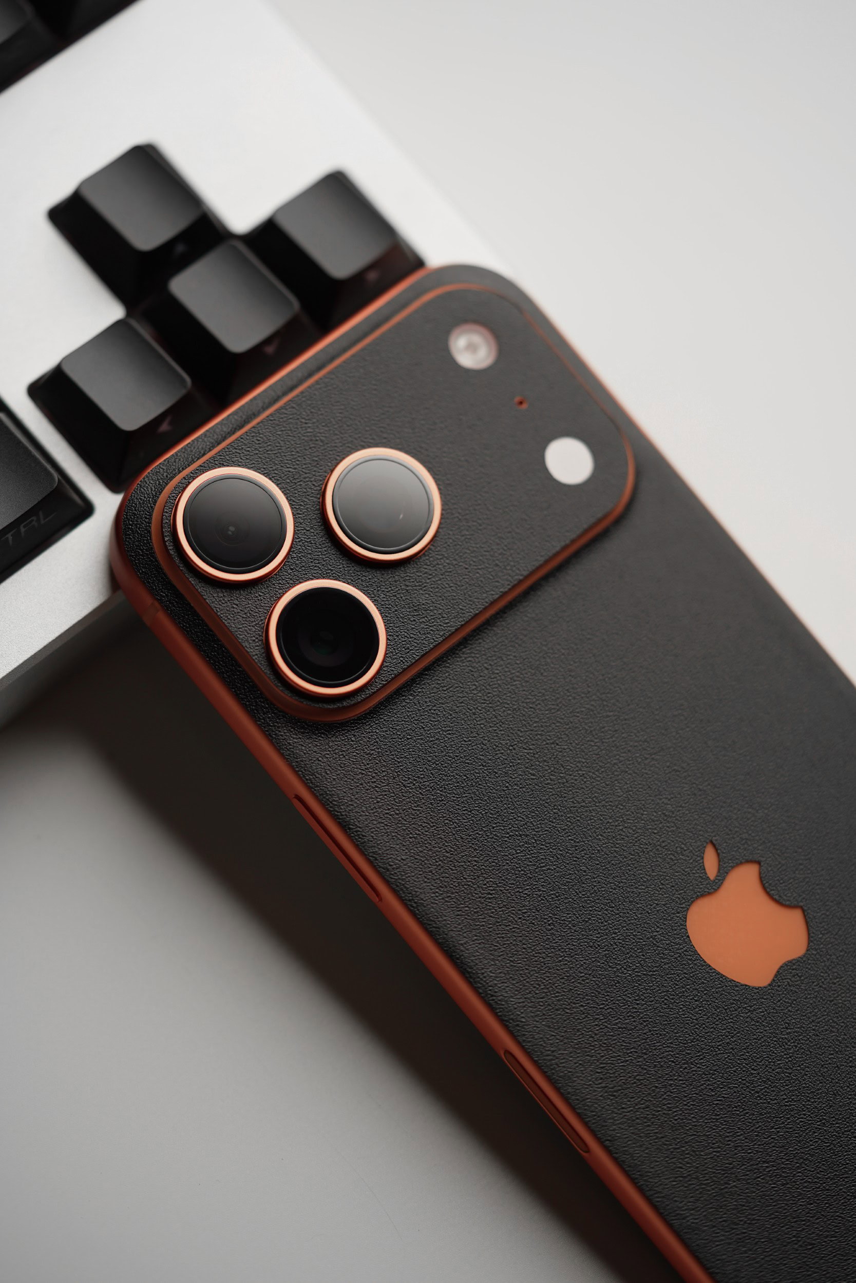 iPhone 17 Pro Skins gallery preview 3