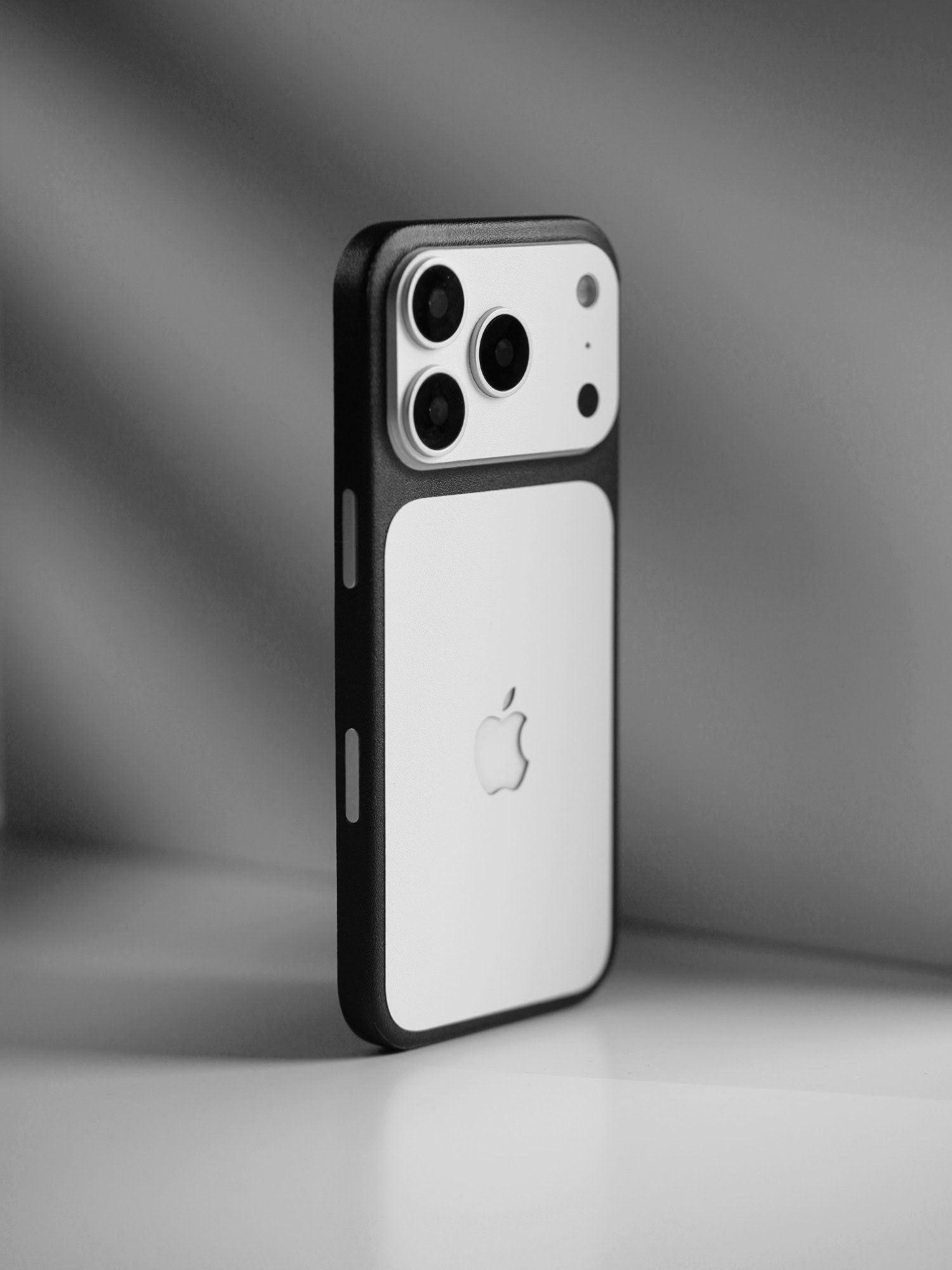 iPhone 17 Pro Skins gallery preview 12